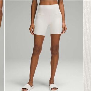 NWOT Lululemon Align Ribbed High-Rise Short 6"